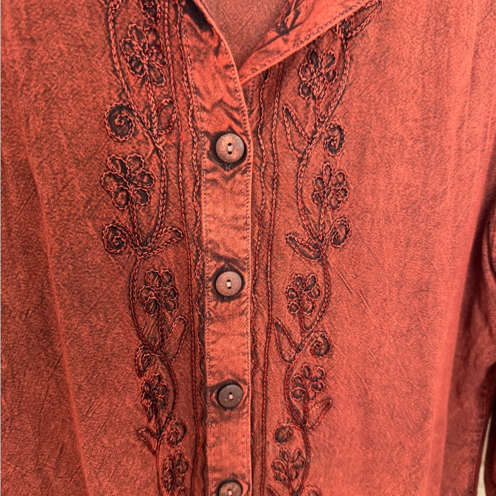 Embroidered Rust Button-Front Tunic Top - Picture 7 of 9